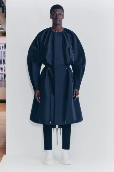 Look 10